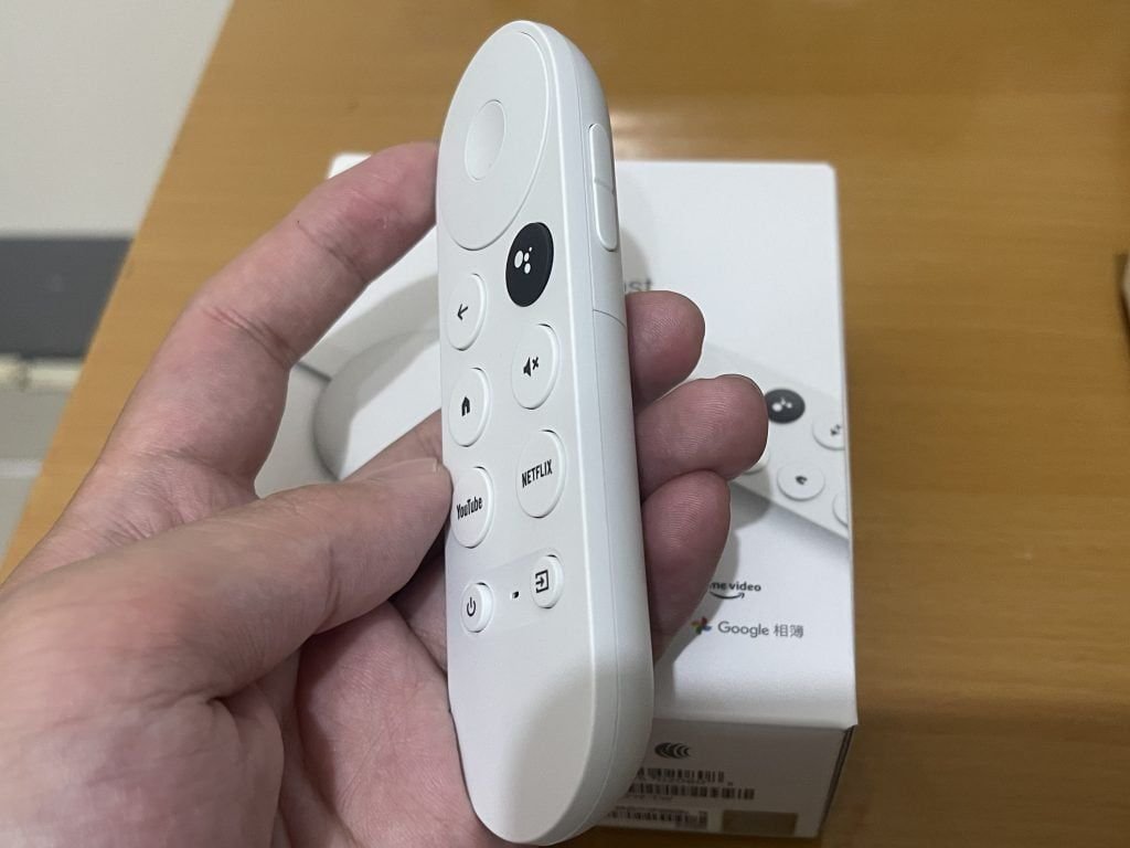 Featured image of post 【嗡嗡開箱 #16】讓租屋處電視無痛升級吧！ Google - Google Chromecast (支援Google TV) | 不專業開箱文